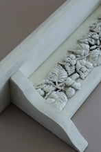 Load image into Gallery viewer, IOD Hazel and Bay Mould