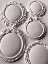 Load image into Gallery viewer, IOD Vintage Brooches Mould